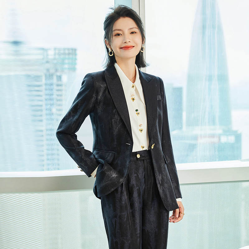 Women Golden Black Formal Pant - đánh giá và giá Women Formal Wear With Black Blazer